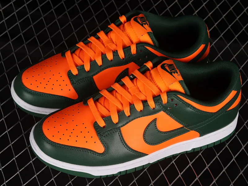 All Categories Nk SB Dunk Series Nk SB Dunk Low Low-top sneakers Nk SB Dunk Low "Miami Hurricanes" Orange-green SB low-top casual sneakers DD1391-300